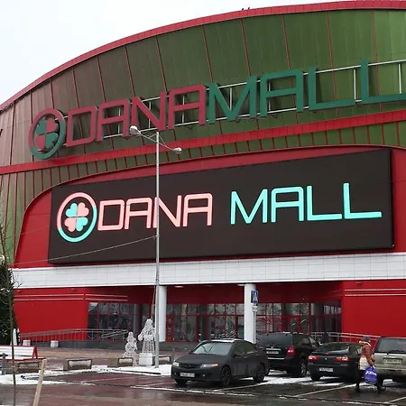 City Center - Hot Offer!!! - Independence Ave Апартаменти Мінськ